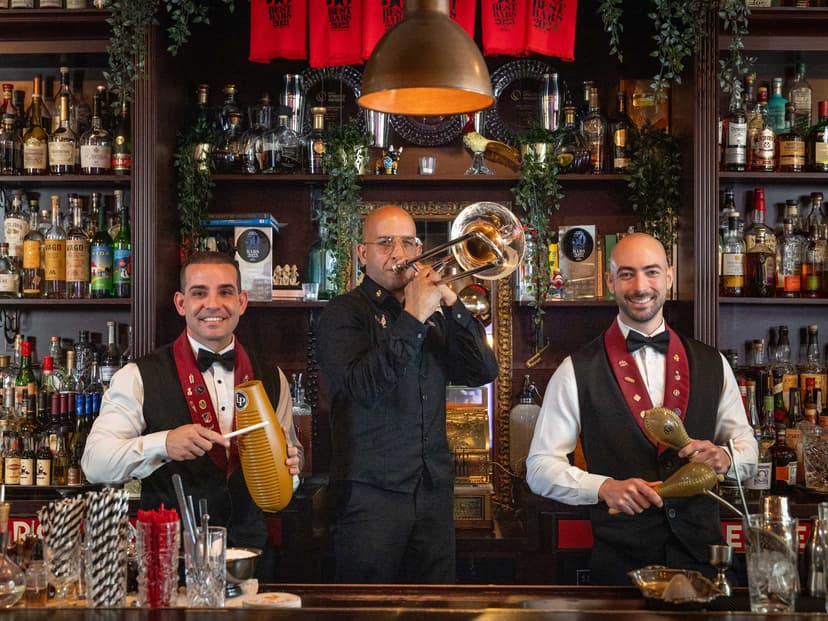 Cafe La Trova - Miami Food & Drink